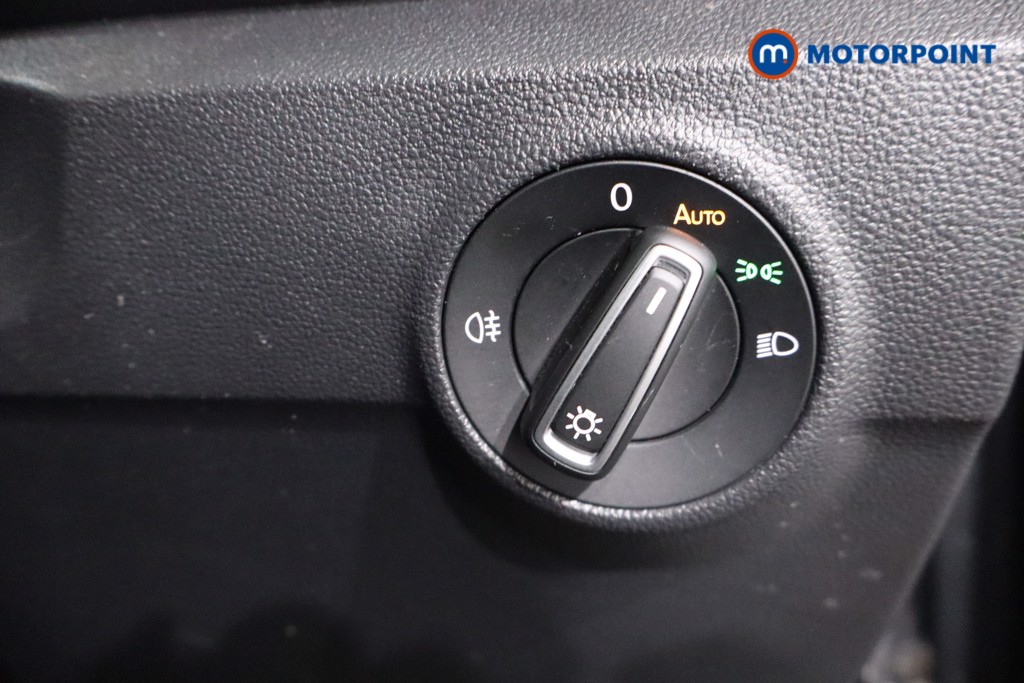 Volkswagen T-Roc Black Edition Automatic Petrol SUV - Stock Number (1623443) - 17th supplementary image