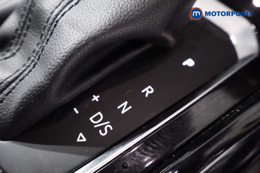 Volkswagen T-Roc Black Edition Automatic Petrol SUV - Stock Number (1623443) - 19th supplementary image