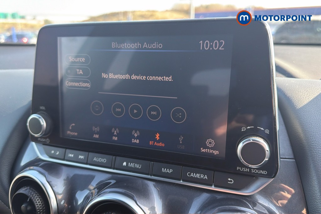 Nissan Juke N-Connecta Manual Petrol SUV - Stock Number (1623470) - 9th supplementary image