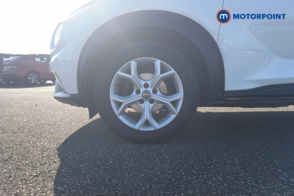 Nissan Juke N-Connecta Manual Petrol SUV - Stock Number (1623470) - 47th supplementary image