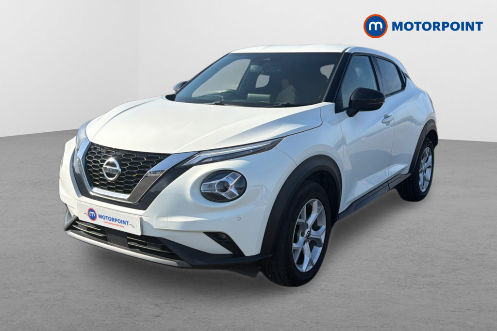 Nissan Juke N-Connecta Manual Petrol SUV - Stock Number (1623470) - Passenger side front corner