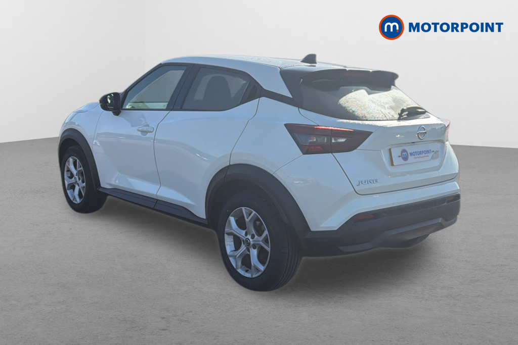 Nissan Juke N-Connecta Manual Petrol SUV - Stock Number (1623470) - Passenger side rear corner