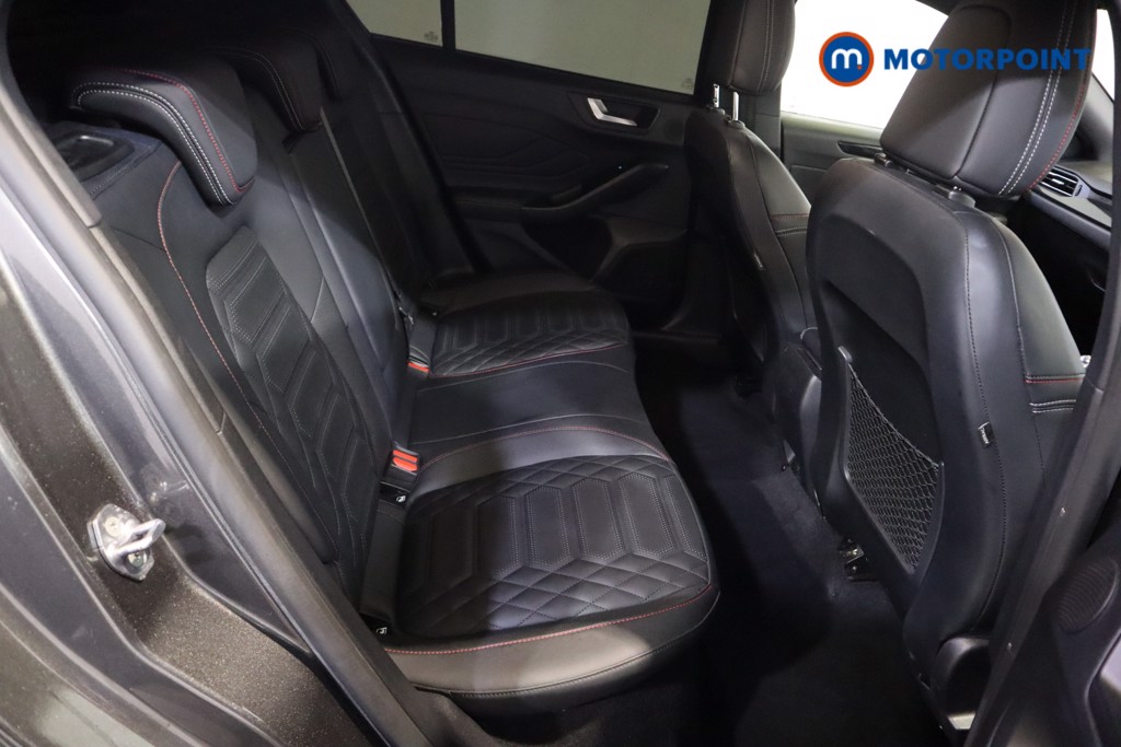 Ford Focus St-Line Vignale Manual Petrol Hatchback - Stock Number (1623782) - 7th supplementary image