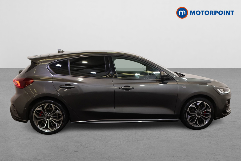 Ford Focus St-Line Vignale Manual Petrol Hatchback - Stock Number (1623782) - Drivers side