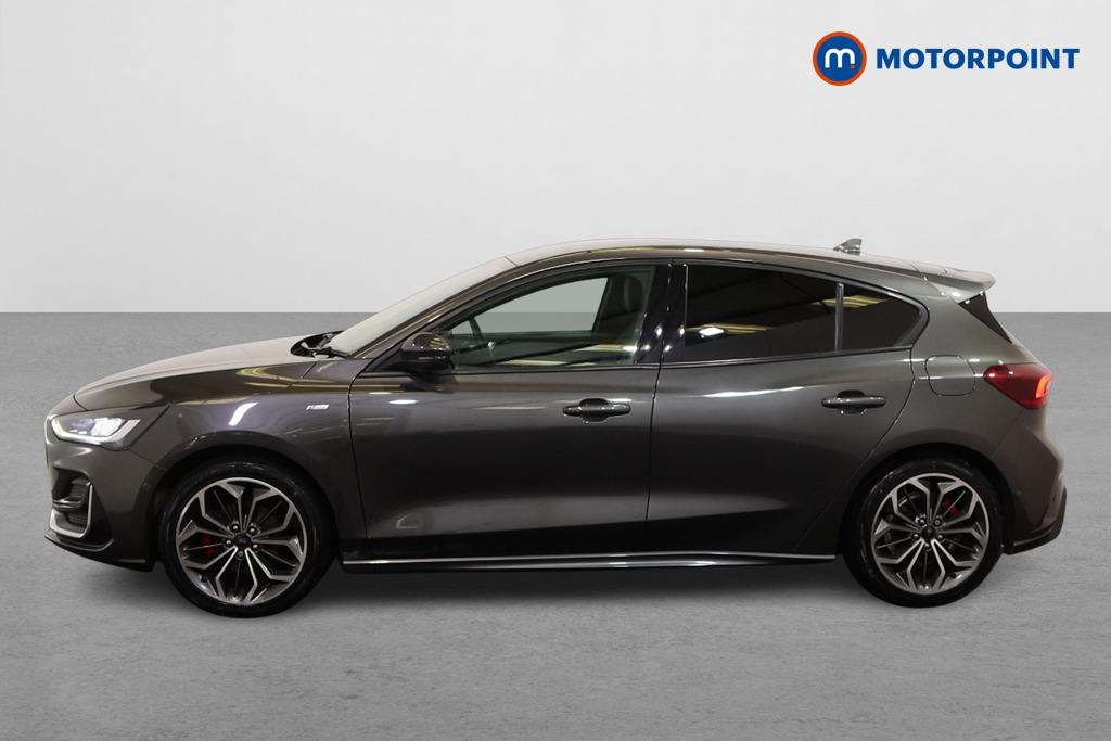 Ford Focus St-Line Vignale Manual Petrol Hatchback - Stock Number (1623782) - Passenger side