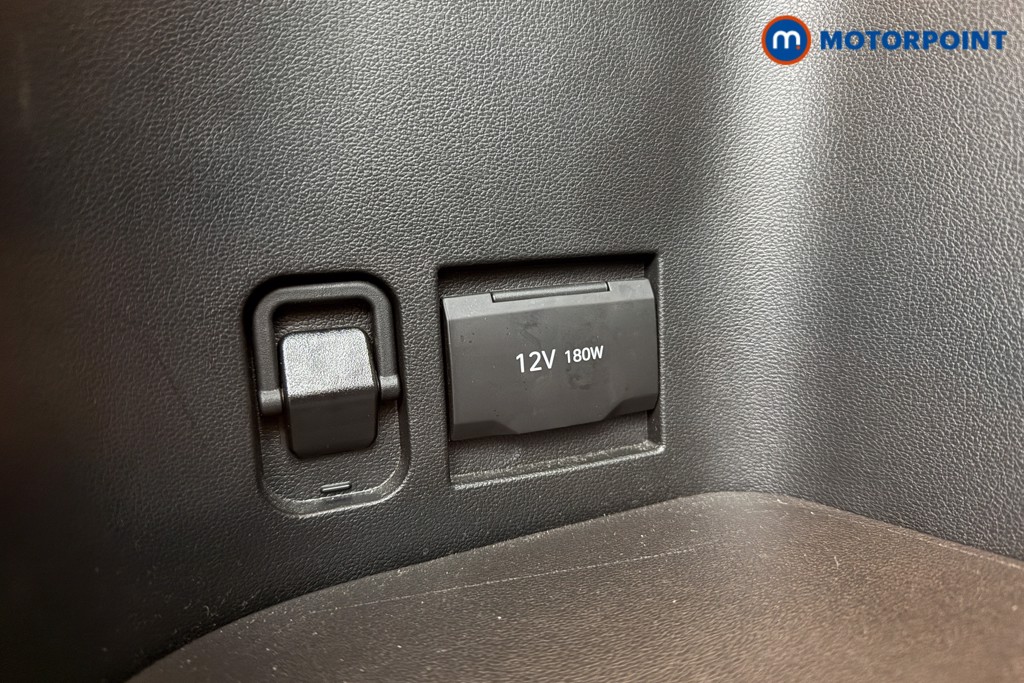 Hyundai Tucson Se Connect Manual Petrol SUV - Stock Number (1623837) - 25th supplementary image