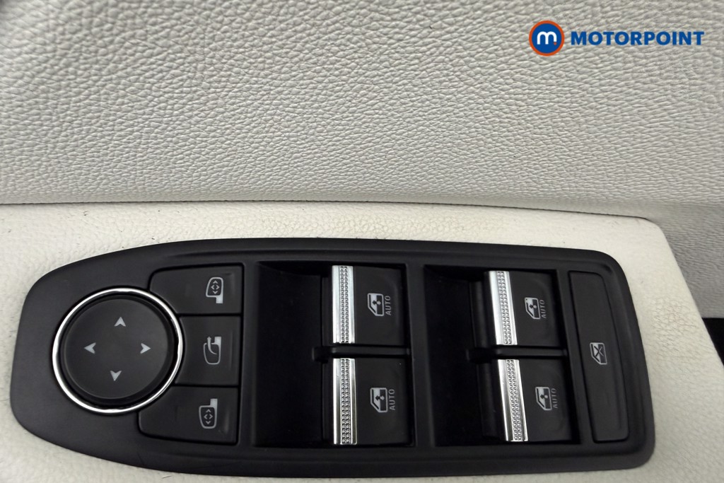 Renault Clio S Edition Manual Petrol Hatchback - Stock Number (1623985) - 19th supplementary image