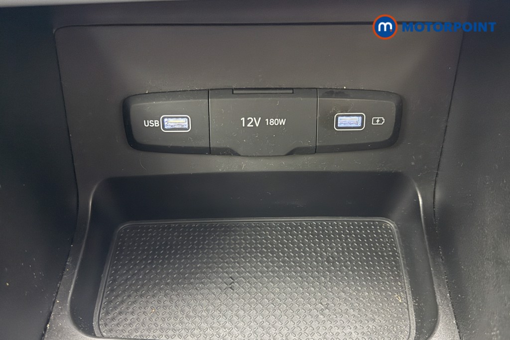 Hyundai Tucson Se Connect Manual Petrol SUV - Stock Number (1624168) - 13th supplementary image