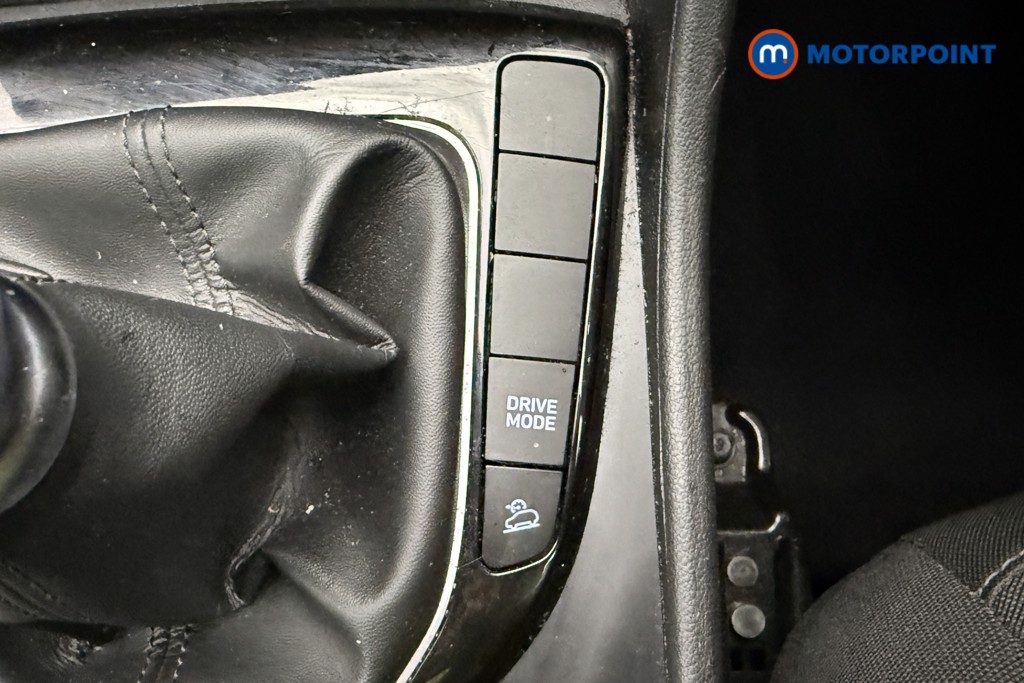 Hyundai Tucson Se Connect Manual Petrol SUV - Stock Number (1624168) - 15th supplementary image