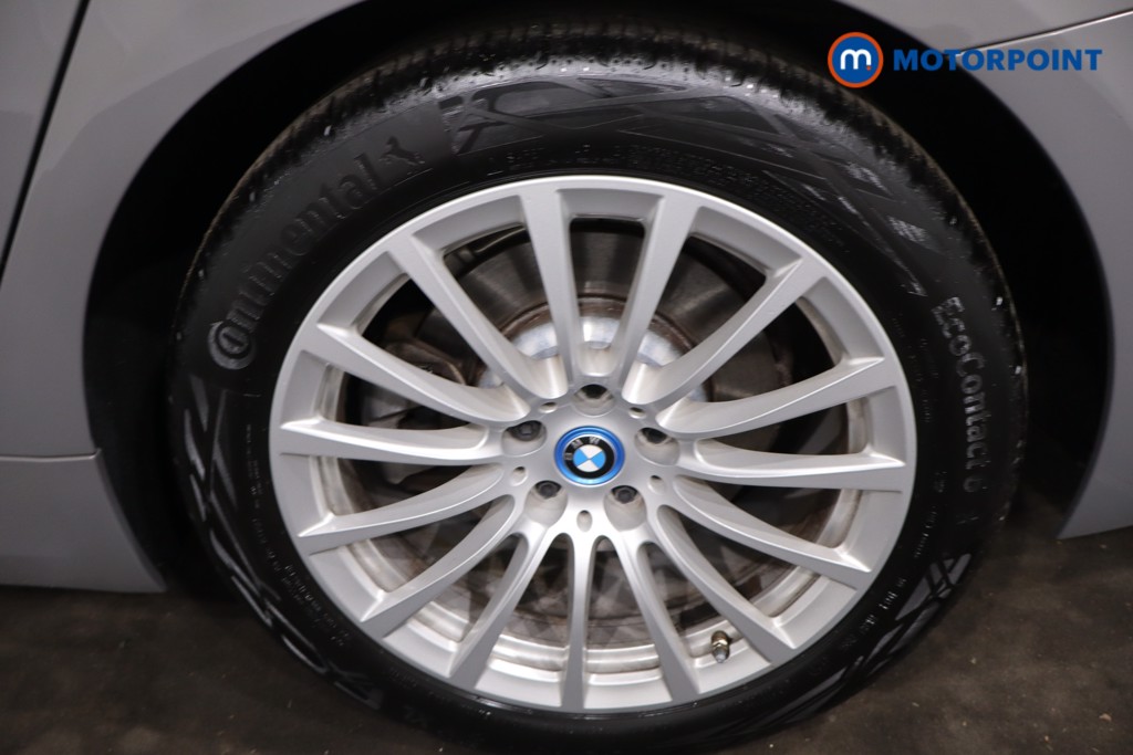 BMW 5 Series SE Automatic Petrol Plug-In Hybrid Estate - Stock Number (1624224) - 12th supplementary image