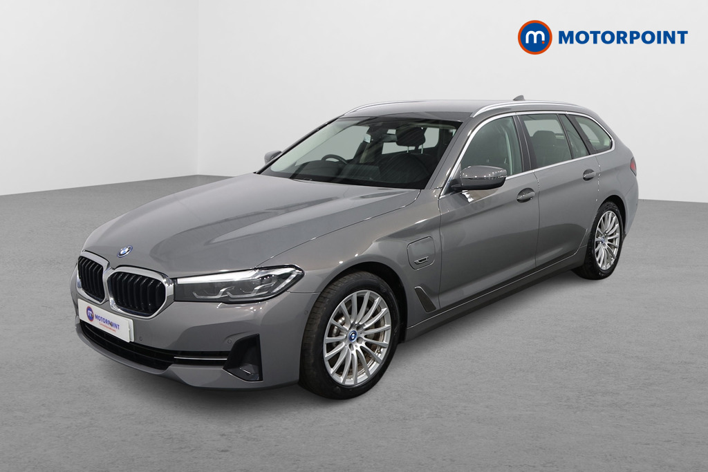 BMW 5 Series SE Automatic Petrol Plug-In Hybrid Estate - Stock Number (1624224) - Passenger side front corner
