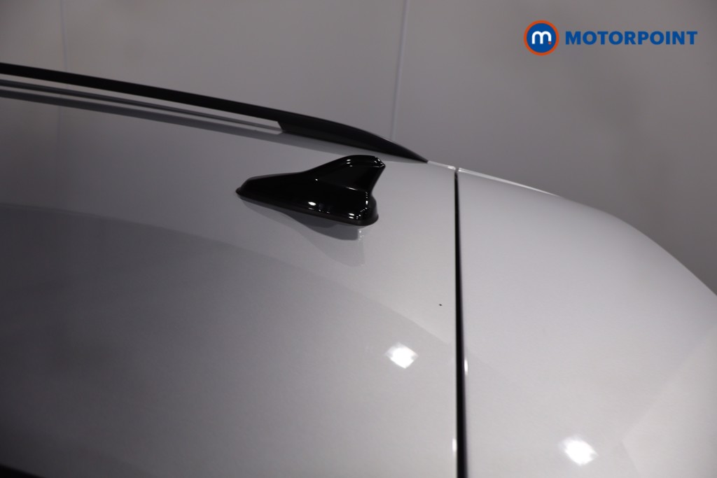 Volkswagen Golf R-Line Automatic Petrol Estate - Stock Number (1624236) - 37th supplementary image