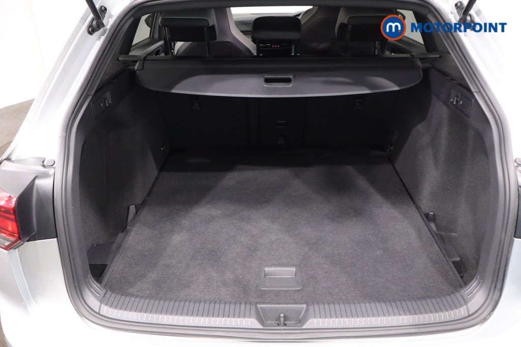 Volkswagen Golf R-Line Automatic Petrol Estate - Stock Number (1624236) - 41st supplementary image