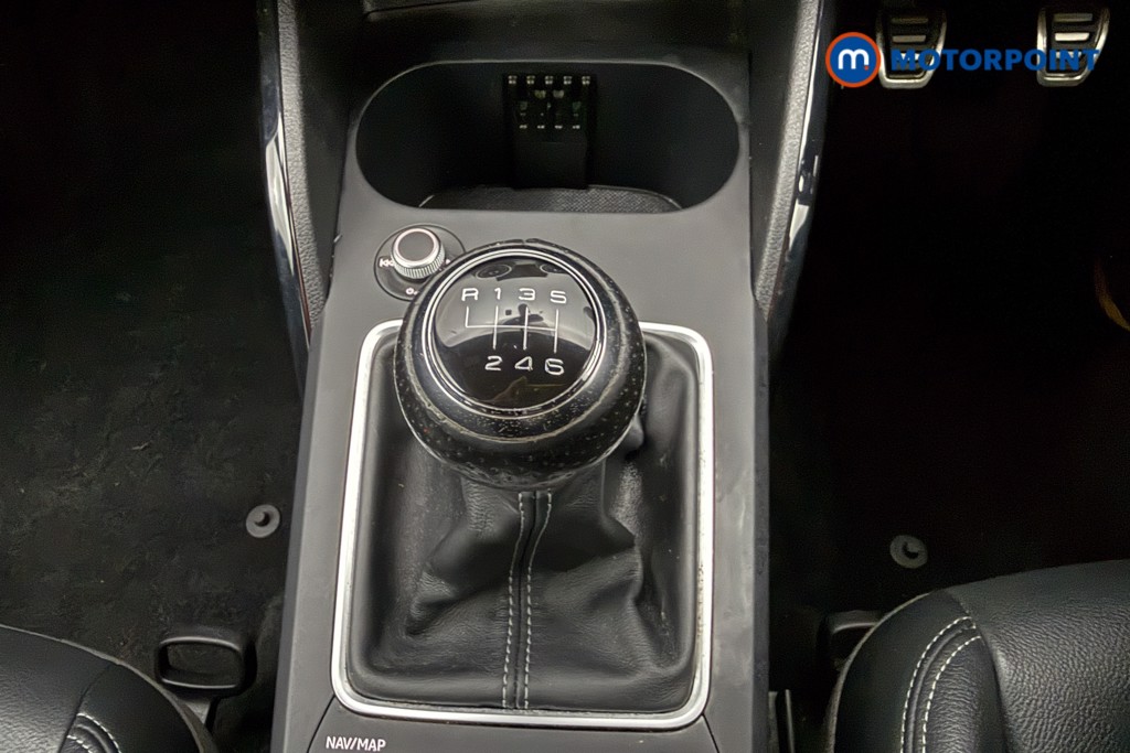 Audi Q2 Black Edition Manual Petrol SUV - Stock Number (1624388) - 5th supplementary image