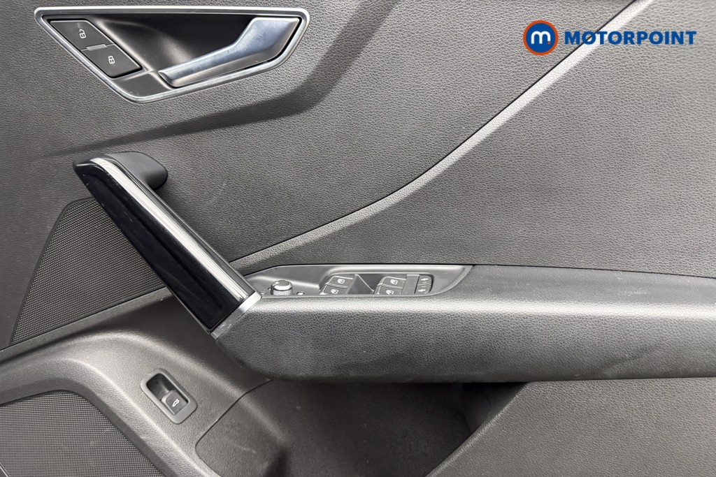 Audi Q2 Black Edition Manual Petrol SUV - Stock Number (1624388) - 16th supplementary image