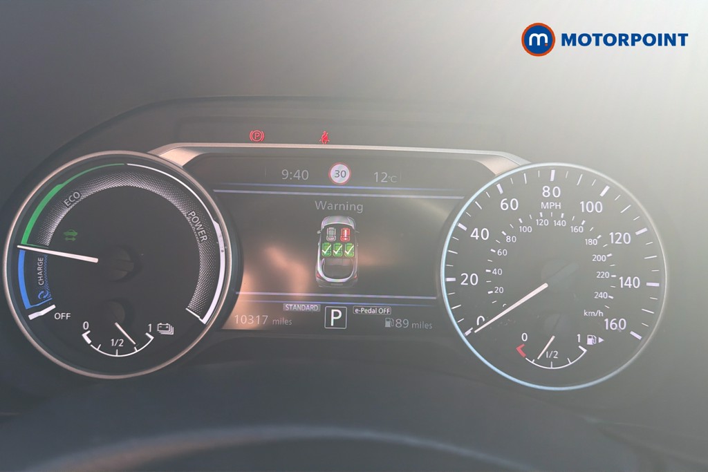 Nissan Juke N-Connecta Automatic Petrol-Electric Hybrid SUV - Stock Number (1624440) - 8th supplementary image