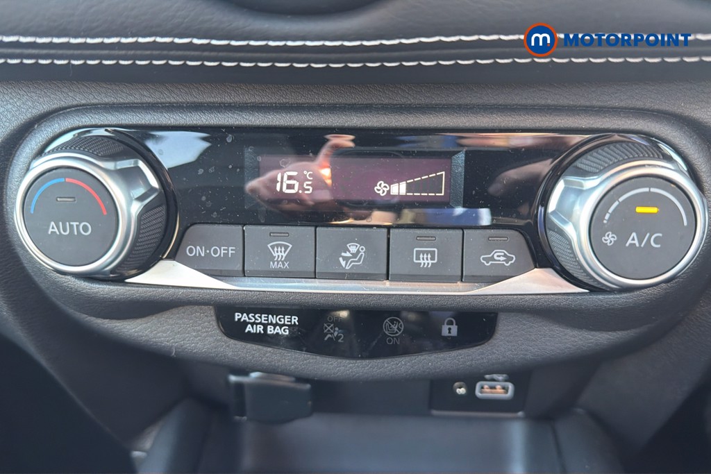 Nissan Juke N-Connecta Automatic Petrol-Electric Hybrid SUV - Stock Number (1624440) - 12th supplementary image