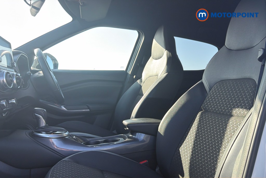 Nissan Juke N-Connecta Automatic Petrol-Electric Hybrid SUV - Stock Number (1624440) - 22nd supplementary image