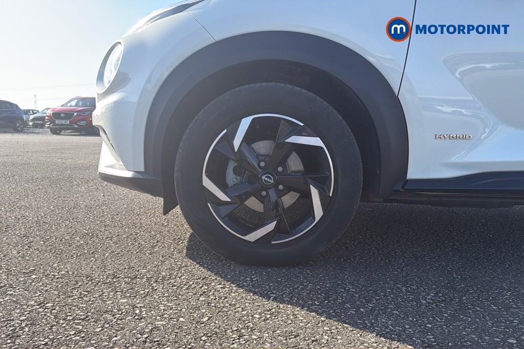 Nissan Juke N-Connecta Automatic Petrol-Electric Hybrid SUV - Stock Number (1624440) - 47th supplementary image