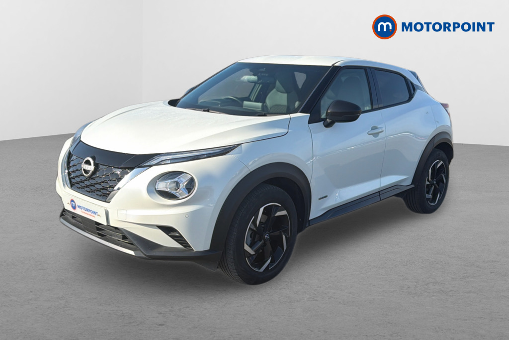 Nissan Juke N-Connecta Automatic Petrol-Electric Hybrid SUV - Stock Number (1624440) - Passenger side front corner