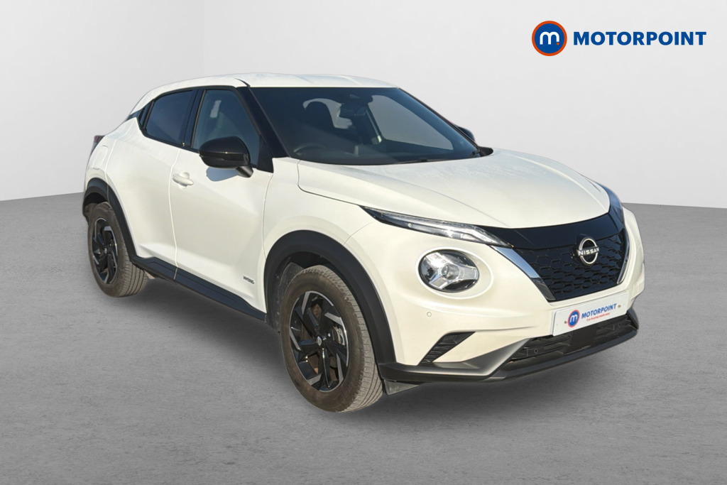 Nissan Juke N-Connecta Automatic Petrol-Electric Hybrid SUV - Stock Number (1624440) - Drivers side front corner