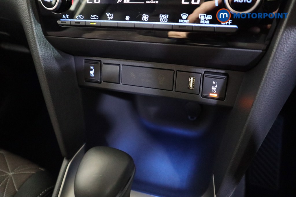 Toyota Yaris Cross Excel Automatic Petrol-Electric Hybrid Estate - Stock Number (1625268) - 9th supplementary image