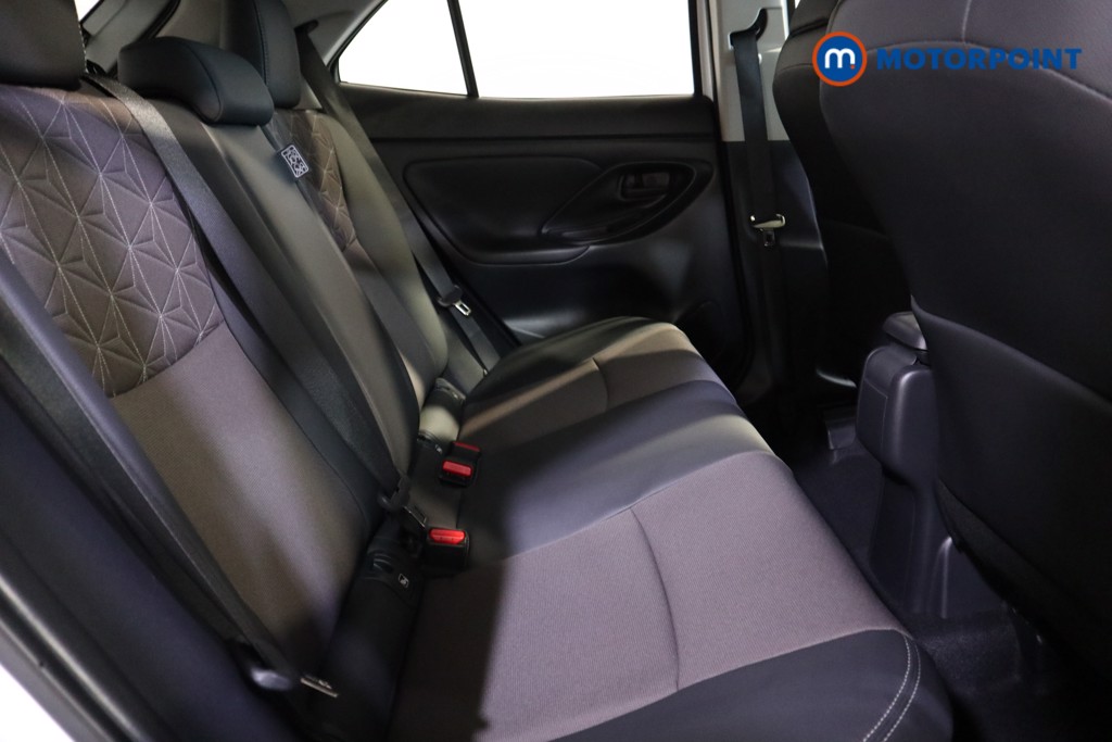 Toyota Yaris Cross Excel Automatic Petrol-Electric Hybrid Estate - Stock Number (1625268) - 18th supplementary image