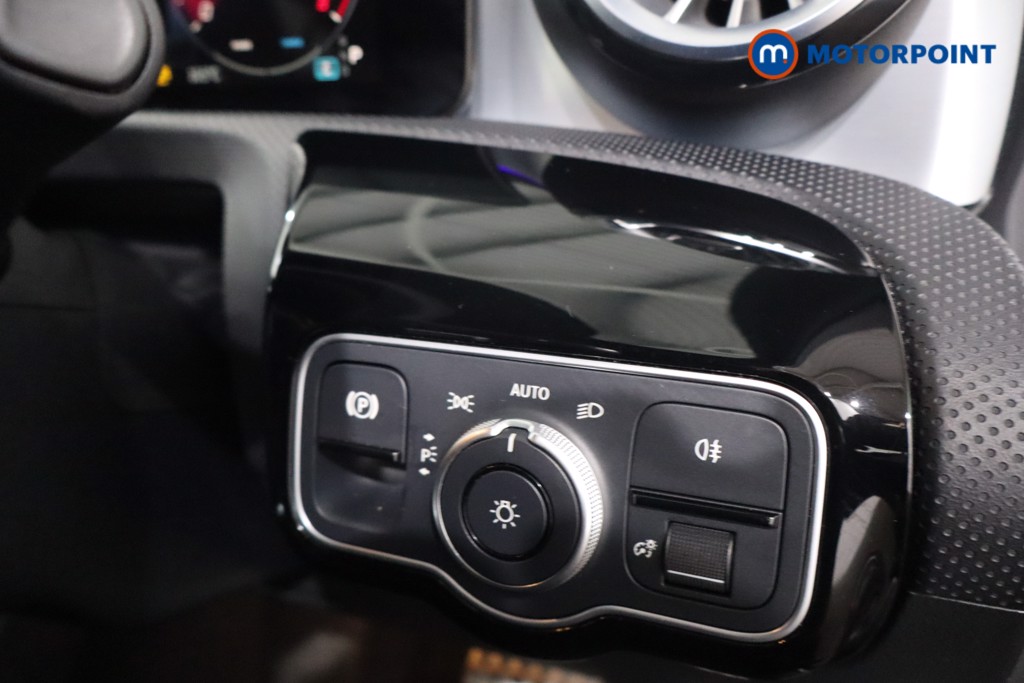 Mercedes-Benz A Class Amg Line Automatic Petrol Hatchback - Stock Number (1625371) - 17th supplementary image