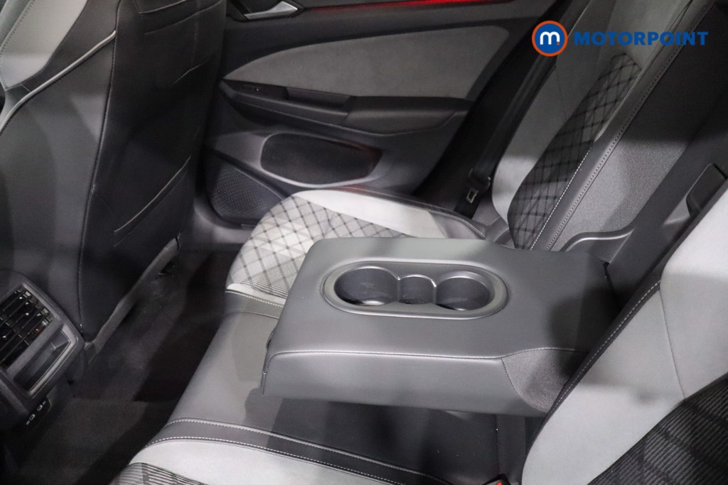 Volkswagen Golf R-Line Automatic Petrol Estate - Stock Number (1625497) - 28th supplementary image