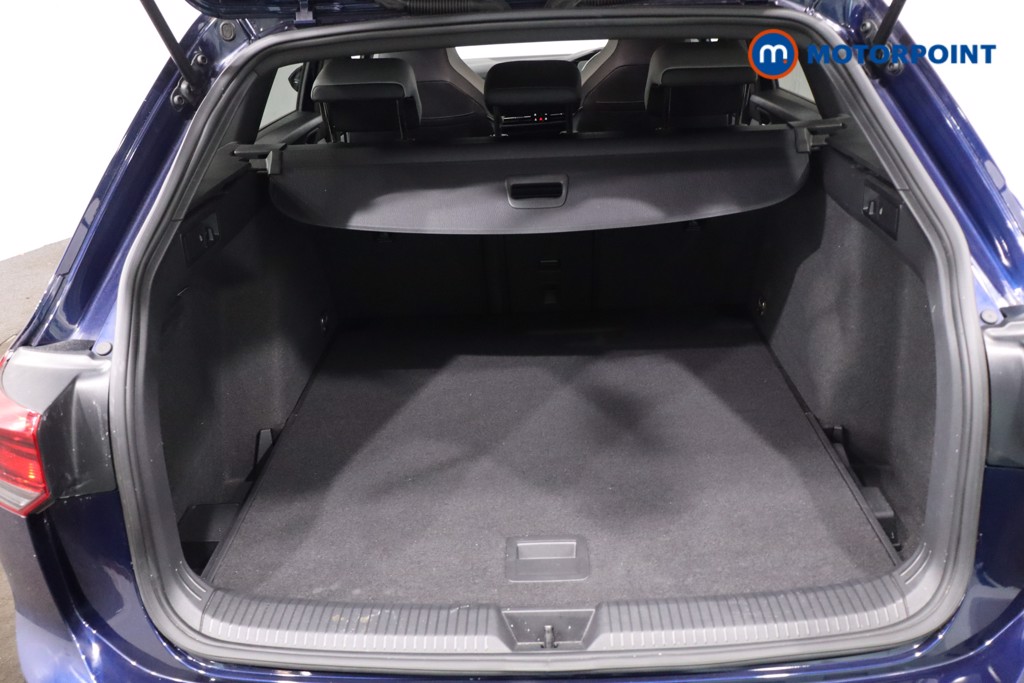 Volkswagen Golf R-Line Automatic Petrol Estate - Stock Number (1625497) - 38th supplementary image