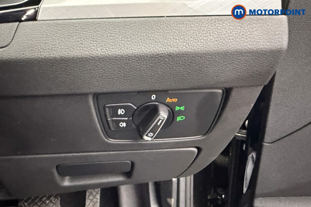 Volkswagen Passat SEL Automatic Petrol Estate - Stock Number (1625747) - 8th supplementary image