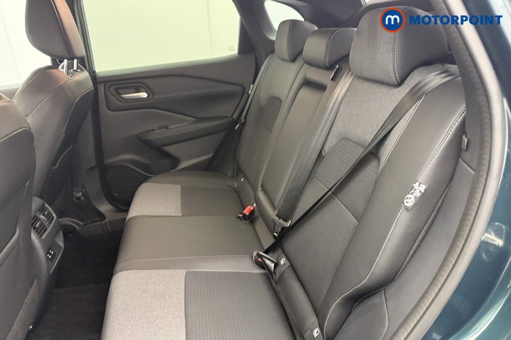 Nissan Qashqai N-Connecta Manual Petrol SUV - Stock Number (1625778) - 11th supplementary image
