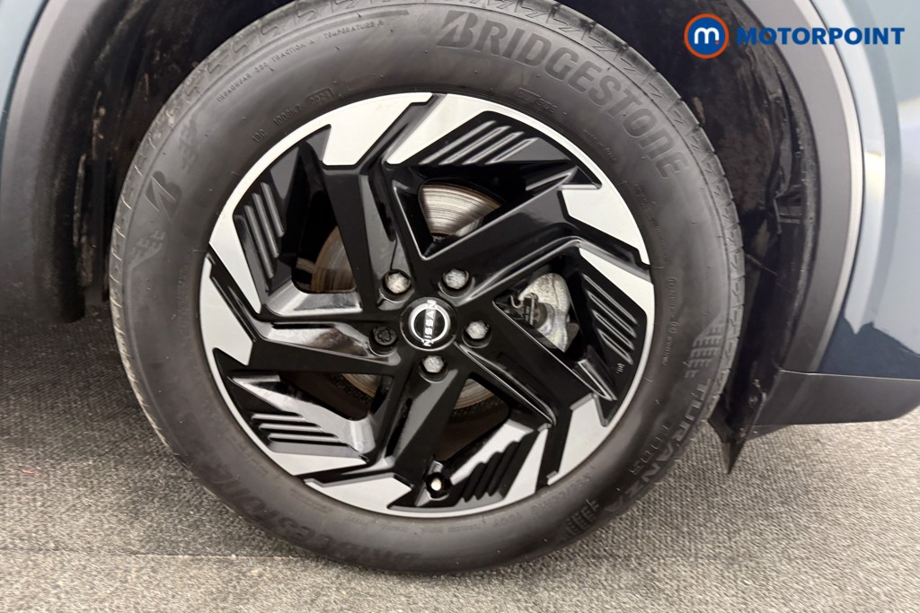 Nissan Qashqai N-Connecta Manual Petrol SUV - Stock Number (1625778) - 19th supplementary image