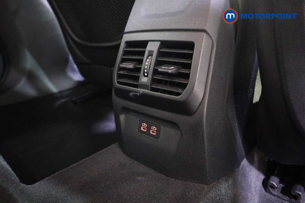 BMW 2 Series M Sport Manual Petrol Saloon - Stock Number (1625946) - 22nd supplementary image