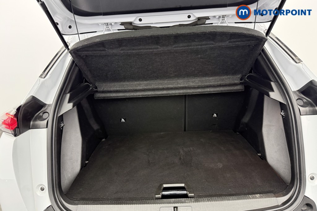 Peugeot 2008 Allure Manual Petrol SUV - Stock Number (1625966) - 11th supplementary image