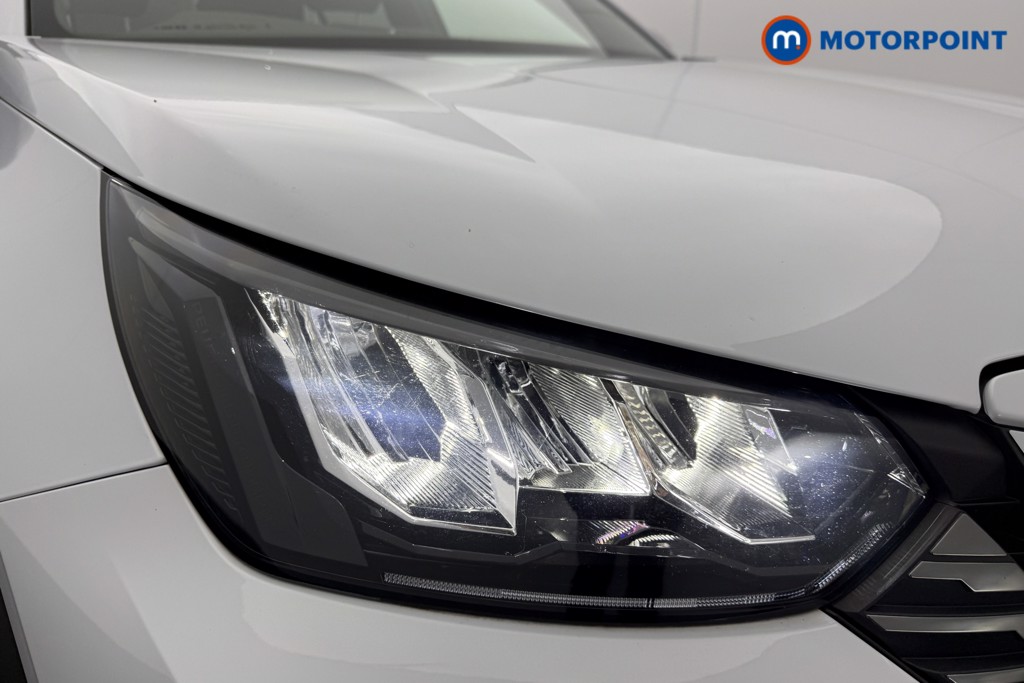 Peugeot 2008 Allure Manual Petrol SUV - Stock Number (1625966) - 12th supplementary image