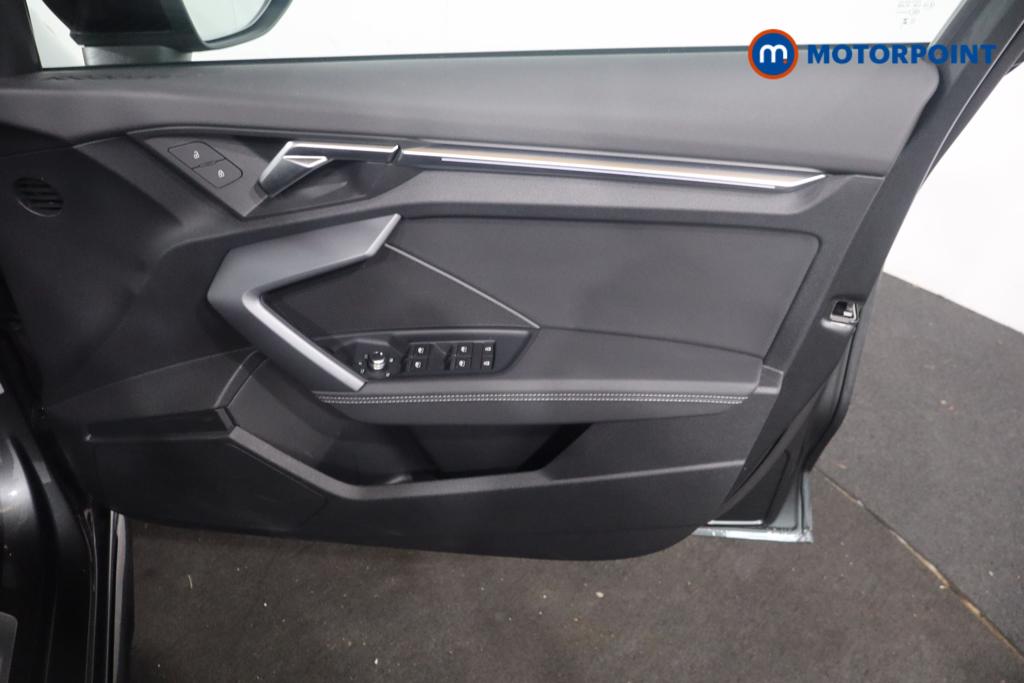 Audi A3 Black Edition Manual Petrol Hatchback - Stock Number (1626021) - 9th supplementary image