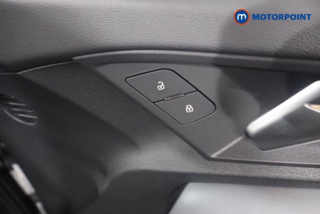 Audi A3 Black Edition Manual Petrol Hatchback - Stock Number (1626021) - 10th supplementary image