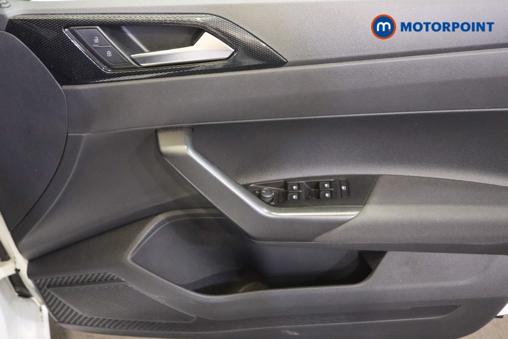 Volkswagen Polo Life Automatic Petrol Hatchback - Stock Number (1626041) - 13th supplementary image