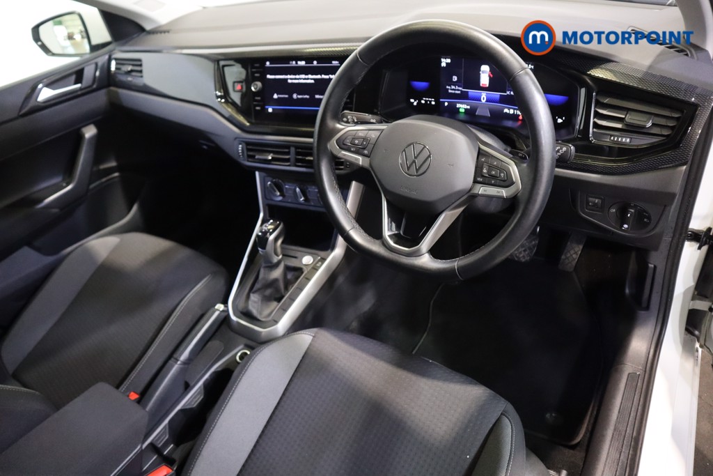 Volkswagen Polo Life Automatic Petrol Hatchback - Stock Number (1626041) - 1st supplementary image