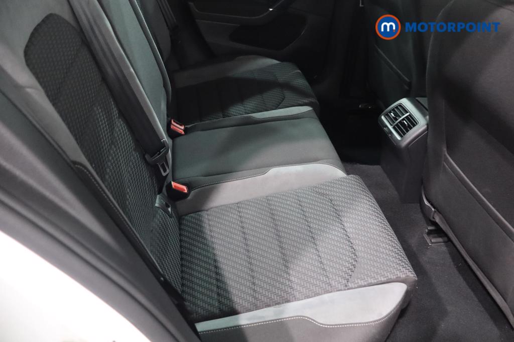 Volkswagen Golf R-Line Automatic Diesel Hatchback - Stock Number (1626088) - 7th supplementary image