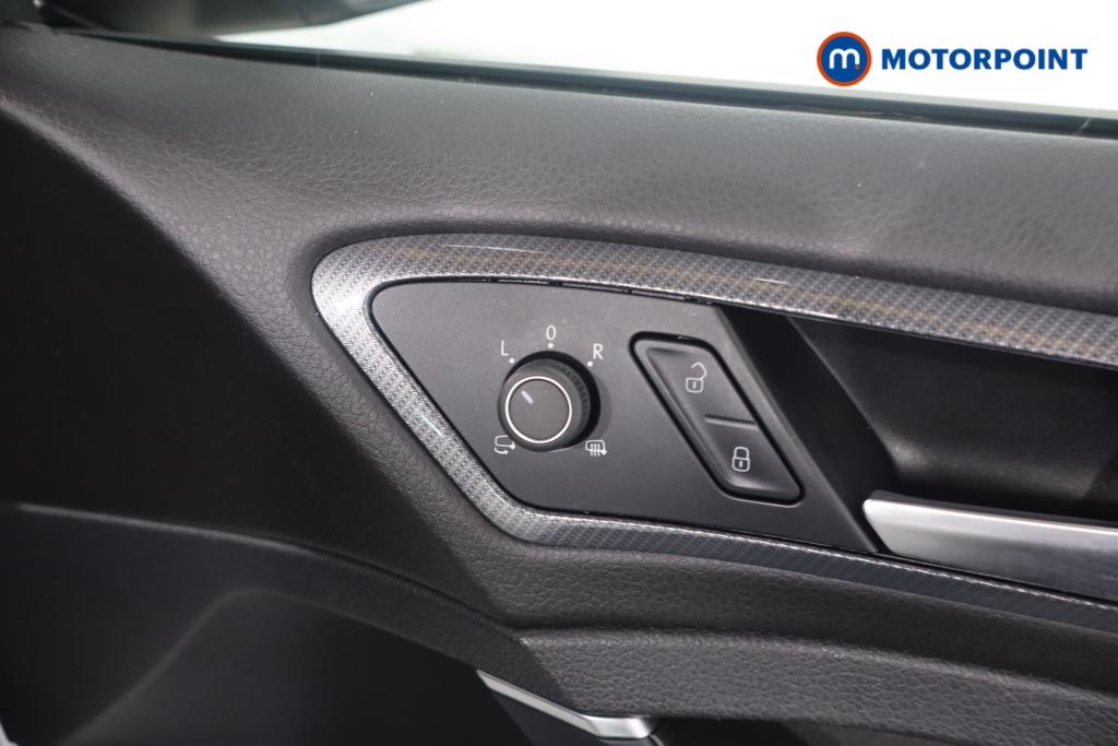 Volkswagen Golf R-Line Automatic Diesel Hatchback - Stock Number (1626088) - 10th supplementary image