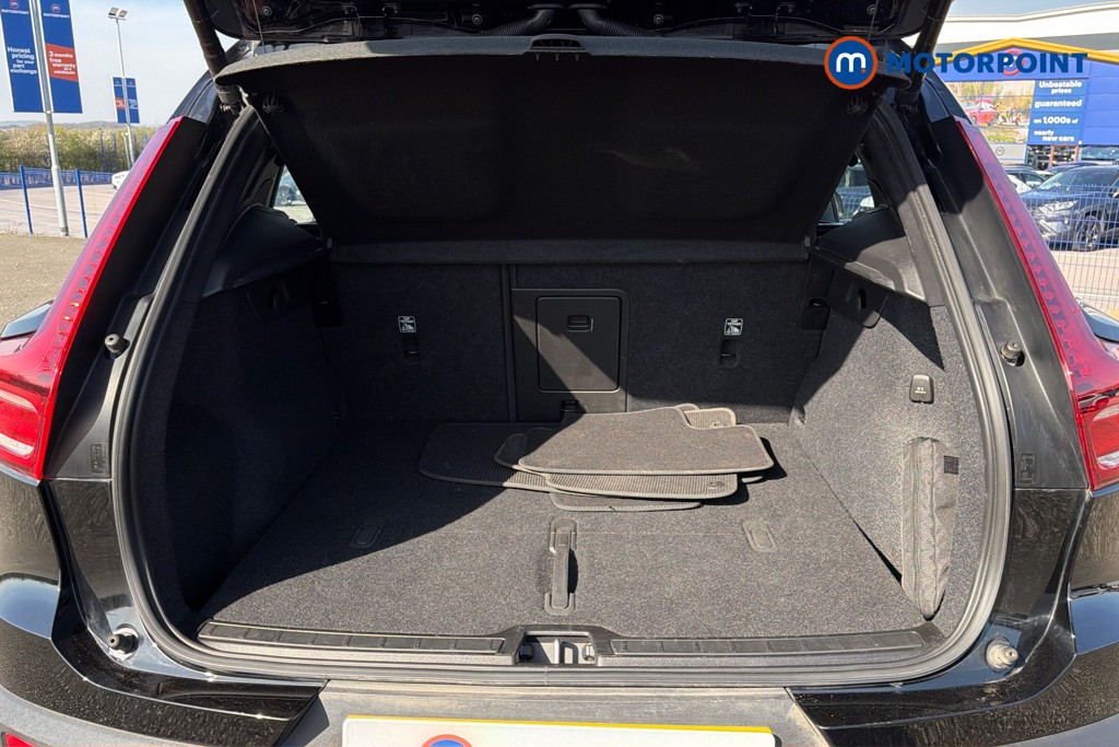 Volvo Xc40 Plus Automatic Petrol SUV - Stock Number (1626091) - 33rd supplementary image
