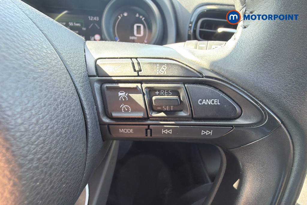 Toyota Yaris Cross Icon Automatic Petrol-Electric Hybrid Estate - Stock Number (1626130) - 4th supplementary image