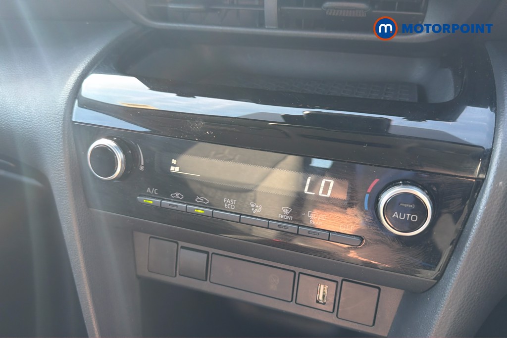 Toyota Yaris Cross Icon Automatic Petrol-Electric Hybrid Estate - Stock Number (1626130) - 12th supplementary image