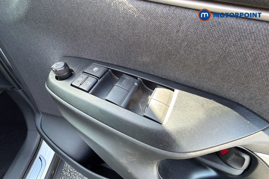 Toyota Yaris Cross Icon Automatic Petrol-Electric Hybrid Estate - Stock Number (1626130) - 20th supplementary image