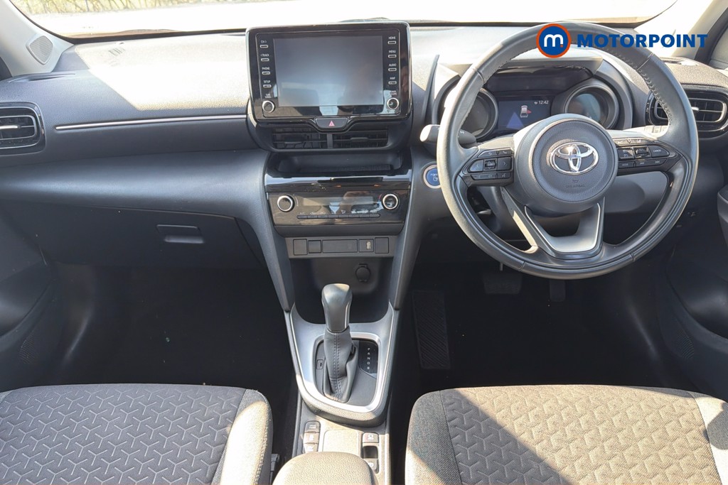 Toyota Yaris Cross Icon Automatic Petrol-Electric Hybrid Estate - Stock Number (1626130) - 1st supplementary image