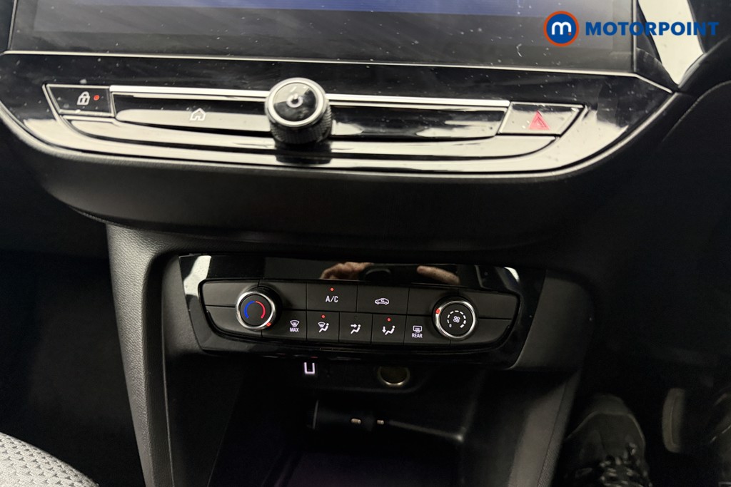 Vauxhall Corsa Design Automatic Petrol Hatchback - Stock Number (1626131) - 3rd supplementary image