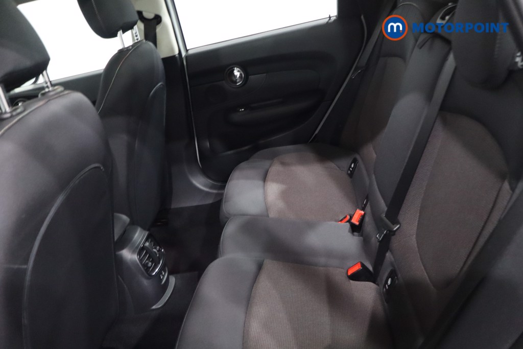 Mini Clubman Cooper Classic Automatic Petrol Estate - Stock Number (1626328) - 5th supplementary image