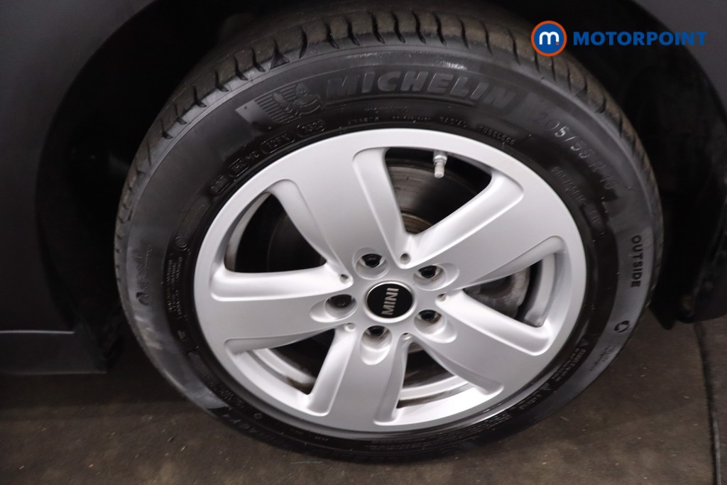 Mini Clubman Cooper Classic Automatic Petrol Estate - Stock Number (1626328) - 10th supplementary image